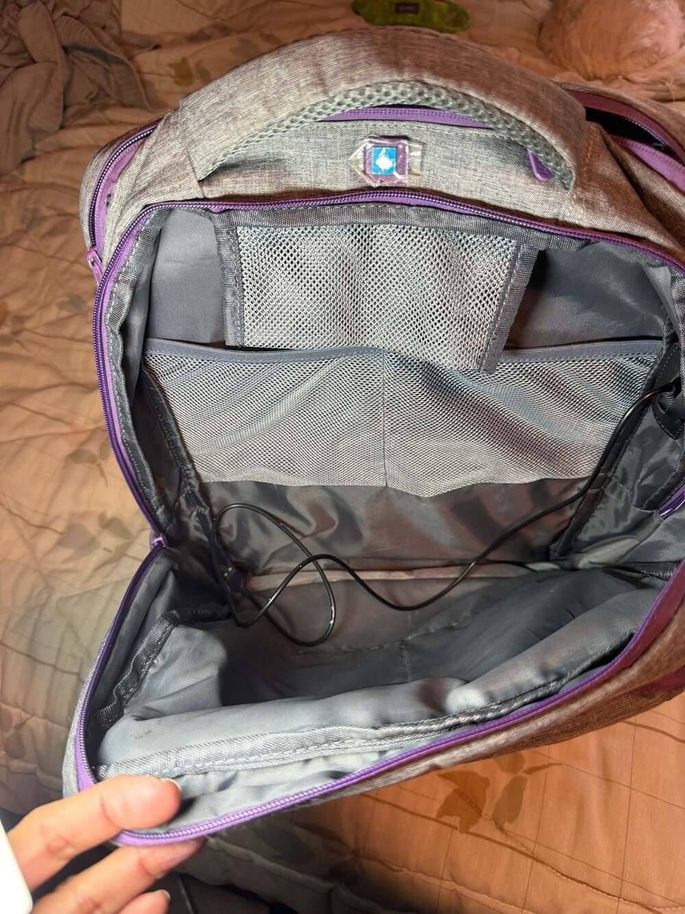 Scentsy Branded Gray and Purple Laptop Travel Backpack - Picture 9 of 13